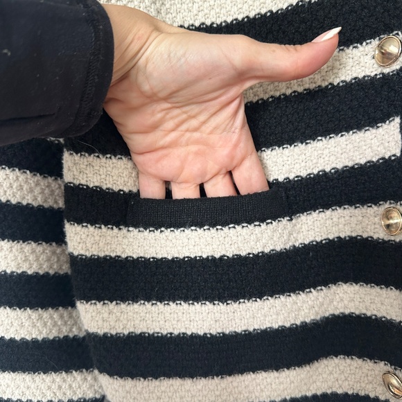 Women's Ribbed Cuff Button-Front Cardigan - Picture 6 of 7